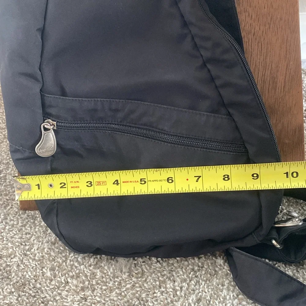 Ameribag Pack Healthy Back Bag Small Black Sling Shoulder Travel Day Bag